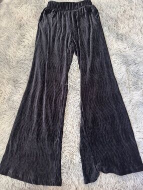 Forever 21 Black Crinkle Wide-Leg Pants